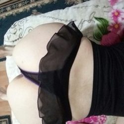 işli-escort-özge4-375x500