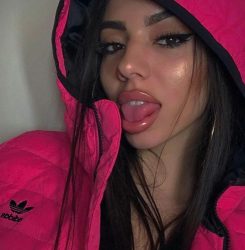 beylikdüzü-escort-cansen-2-489x500